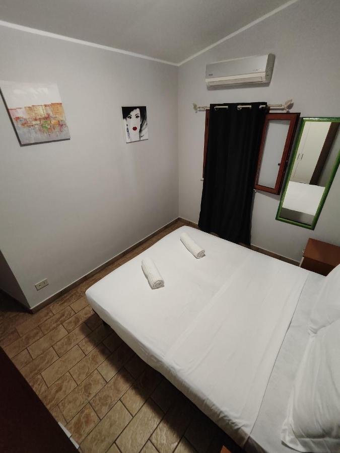 Sicily Travel Apartment'S 4 Giardini Naxos Luaran gambar